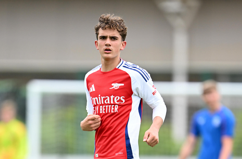 Max Dowman – Viên ngọc 15 tuổi hứa hẹn bùng nổ tại Arsenal