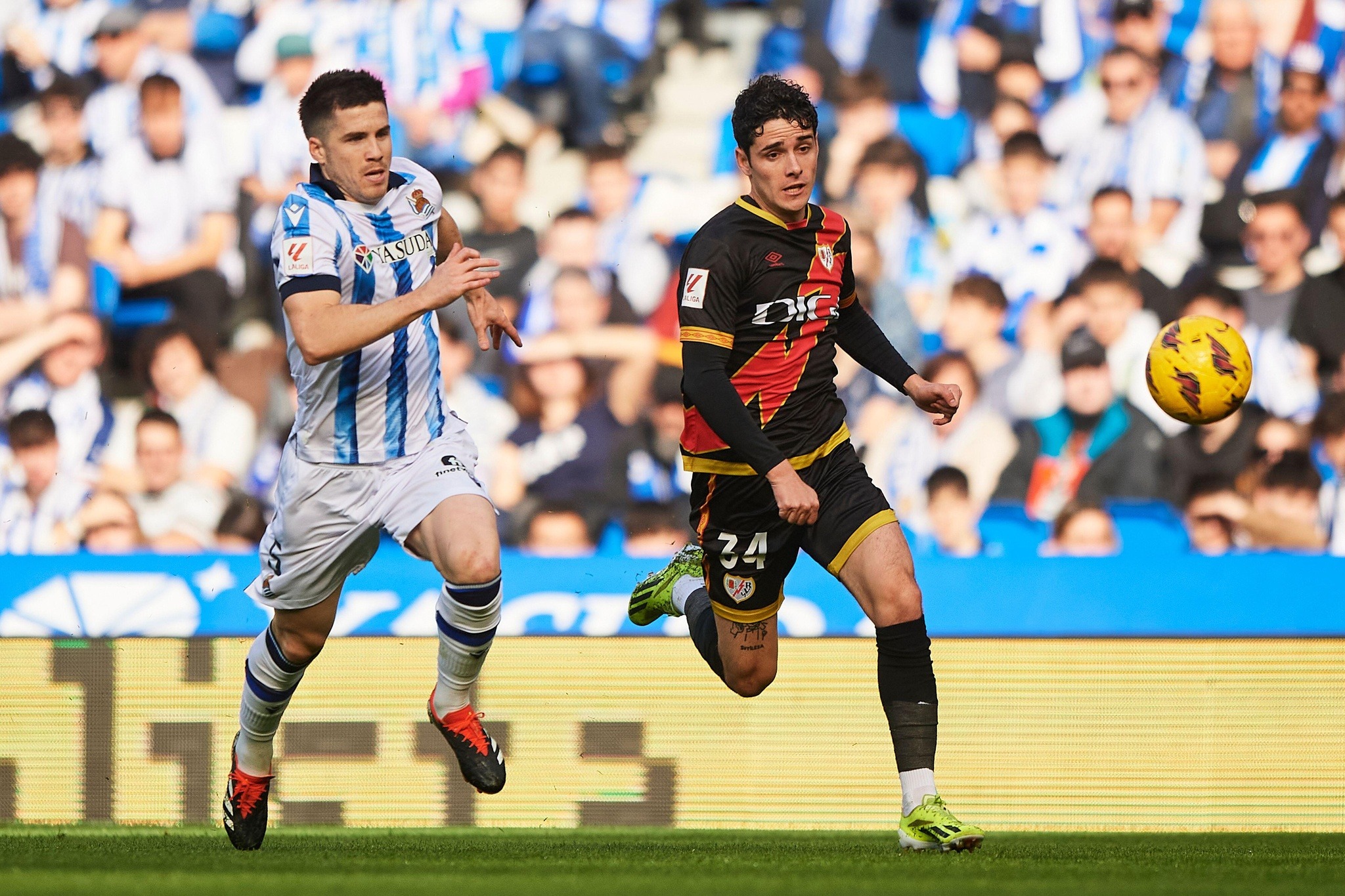 Nhận định soi kèo Utrecht vs Zrinjski lúc 01h00 ngày 29/8/2025 nhan-dinh-soi-keo-utrecht-vs-zrinjski-luc-01h00-ngay-29-8-2025-1