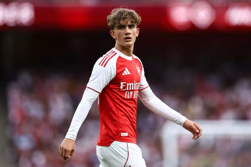 Arsenal trói chân ‘viên ngọc Hale End’ Max Dowman bằng hợp đồng học bổng