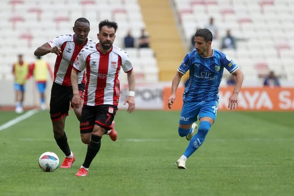 nhan-dinh-soi-keo-bodrum-vs-sivasspor-luc-00h00-ngay-20-1-2026-1