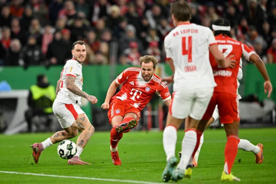 Bayern Munich vs RB Leipzig (02:45 – 12/02) | Xem lại trận đấu