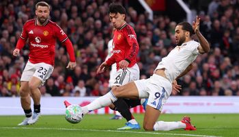 Manchester United vs Leeds United (02:00 – 14/04) | Xem lại trận đấu