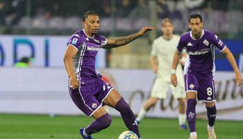 Fiorentina vs Lazio (01:45 – 14/04) | Xem lại trận đấu